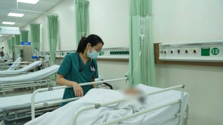 17 admitted to hospital after suspected food poisoning in Ho Chi Minh City